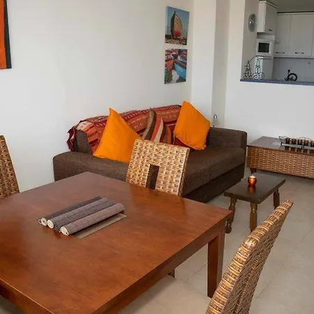 Apartment 2 Bed Penthouse With Large Solarium And Sea Views