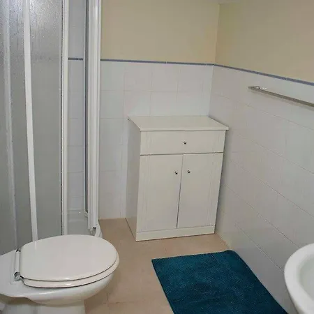 Apartment 2 Bed Penthouse With Large Solarium And Sea Views